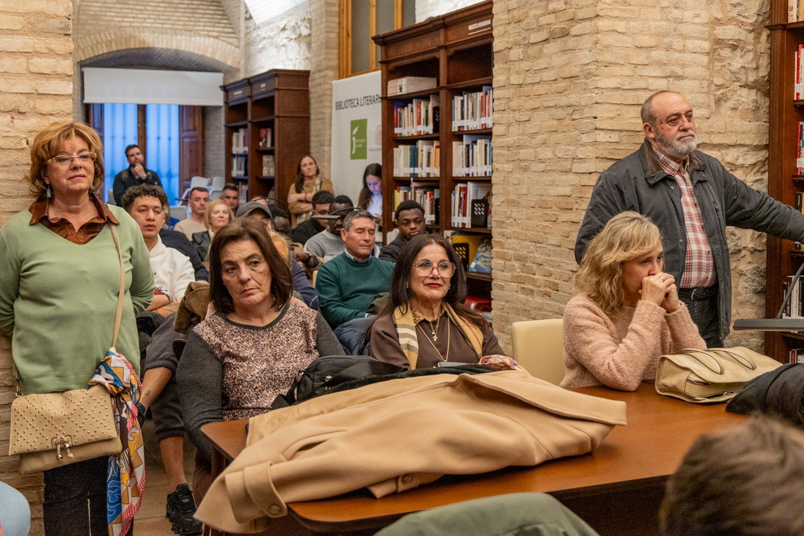 Presentación del libro 'Cuentos para un destierro digno' del autor jiennense Martín Paredes