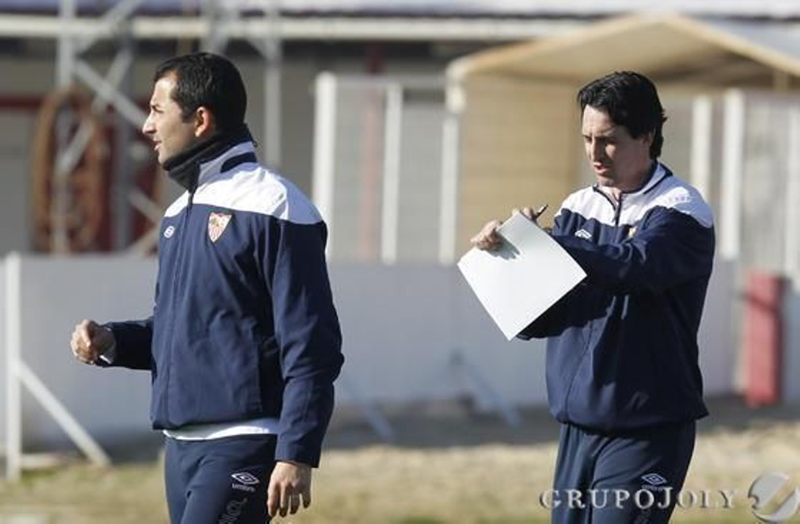 Unai Emery, dirigiendo por primera vez al Sevilla FC.

Foto: Antonio Pizarro