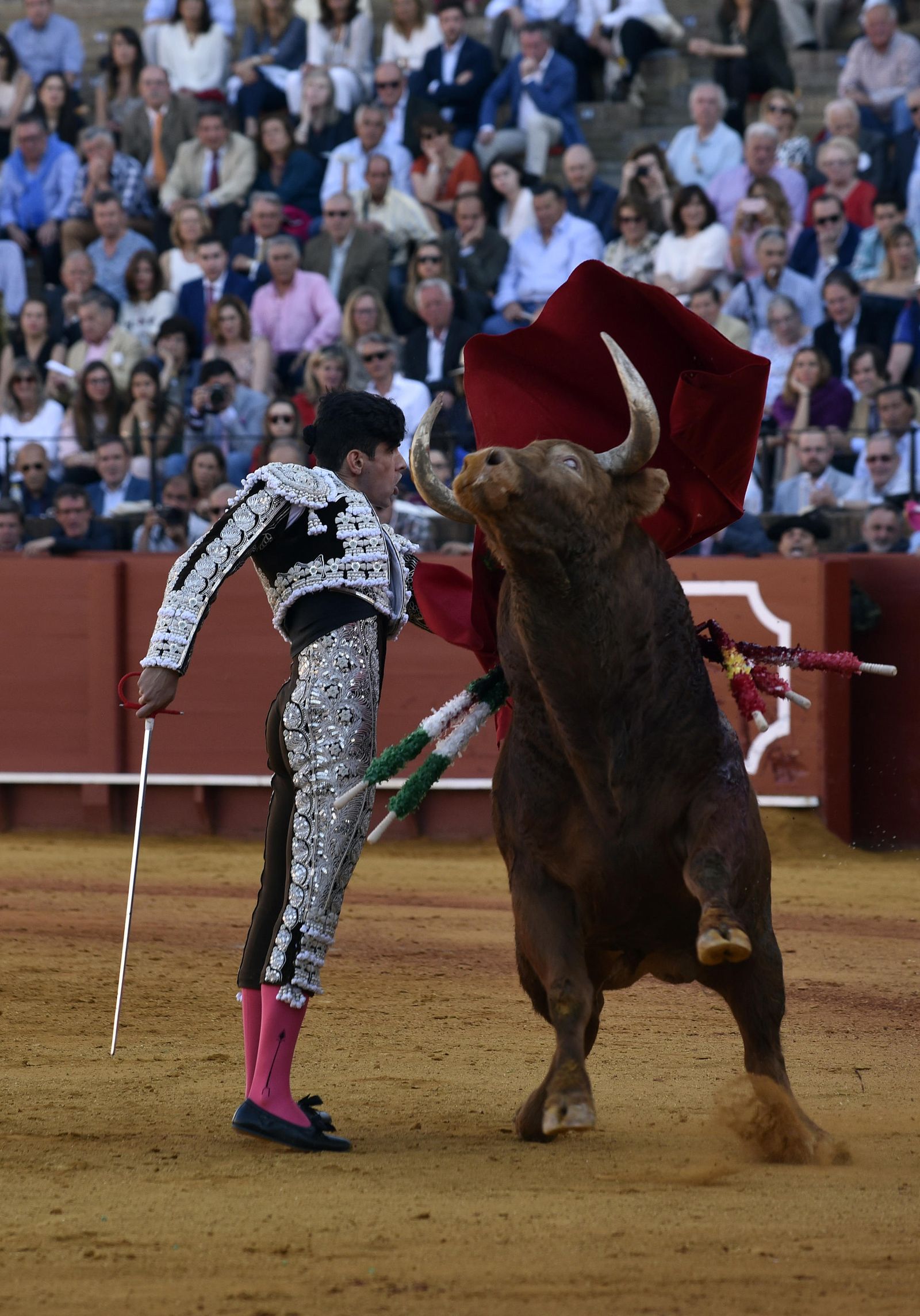 Las imágenes de la 13ª corrida de abono de La Maestranza