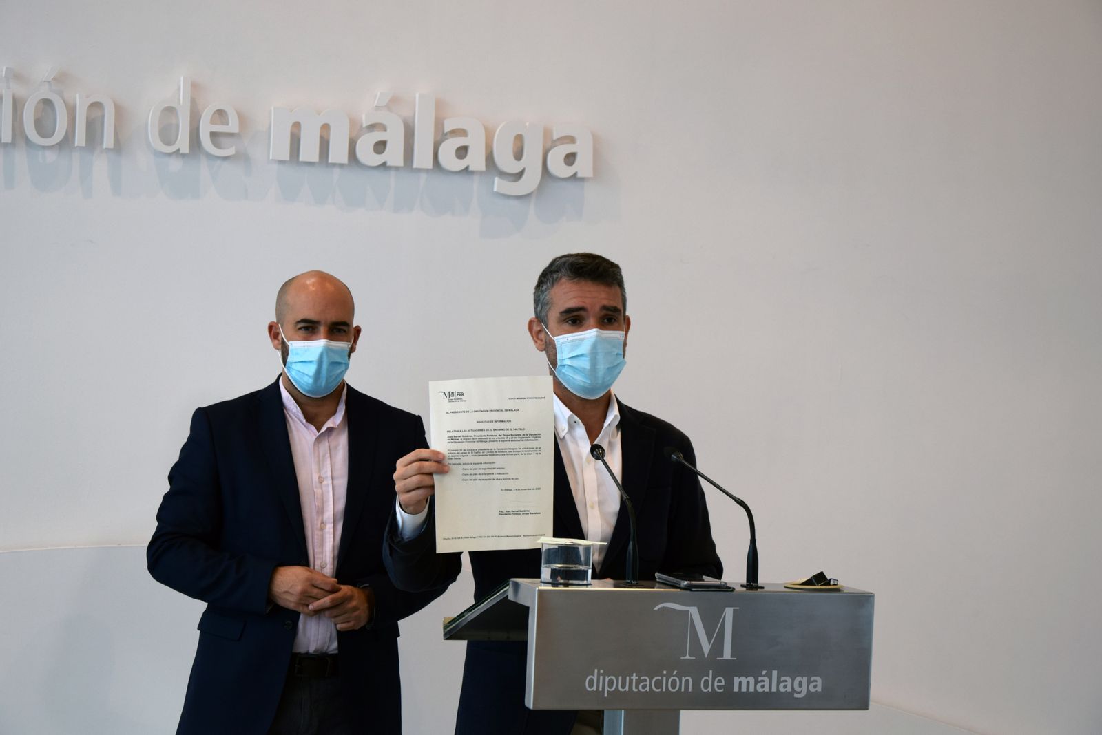 José Bernal, portavoz del PSOE en la Diputación de Málaga, en rueda de prensa.