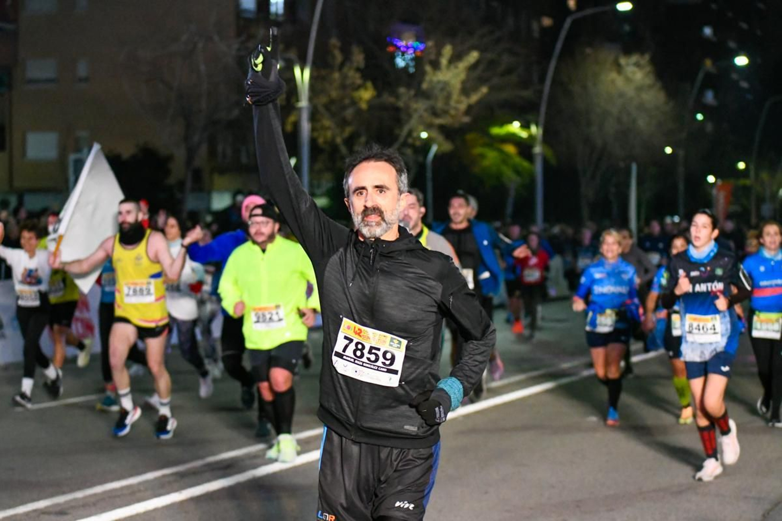 En imágenes: búscate en tu llegada a meta de la Carrera de San Antón 2025 (10)