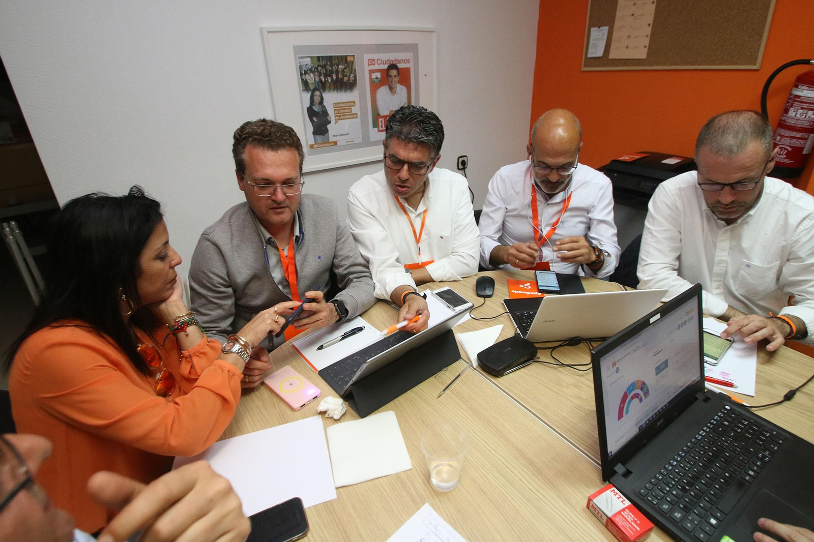 Fotogalería sedes electorales Almería. Elecciones Generales 2019