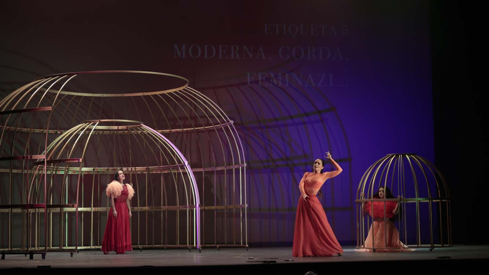 Las imágenes de la ópera "La Mujer Tigre"