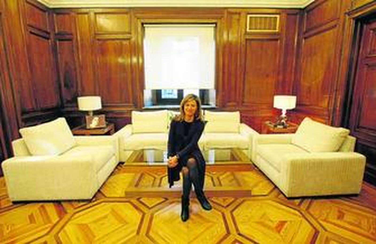 Bibiana Aído, en su despacho de la calle Alcalá, durante la entrevista.