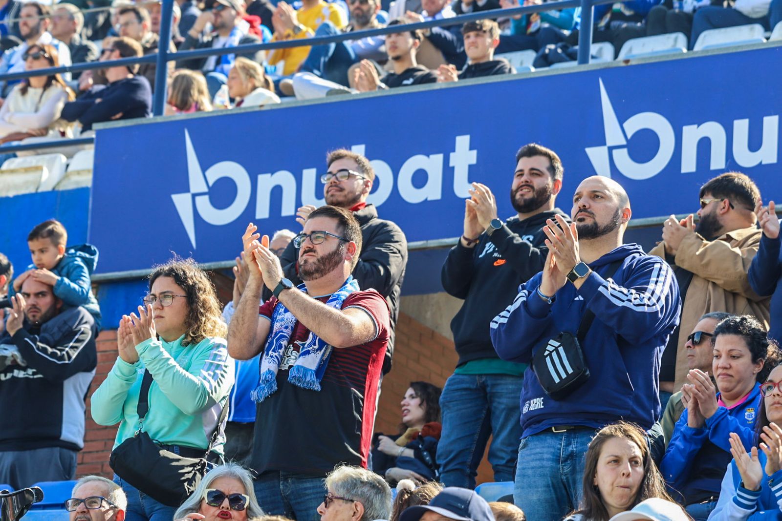 Búscate en las gradas del Nuevo Colombino durante el Recre-Deportiva Minera