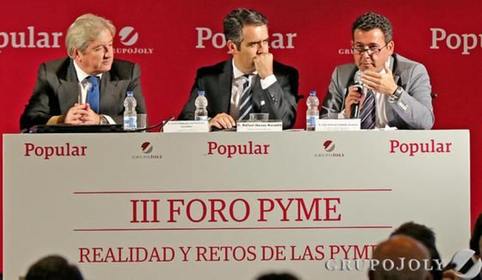 Pedro Rebuelta, Rafael Navas y José Manuel Córdoba, durante el coloquio posterior a las conferencias del Foro Pyme.

Foto: Miguel Angel Gonzalez