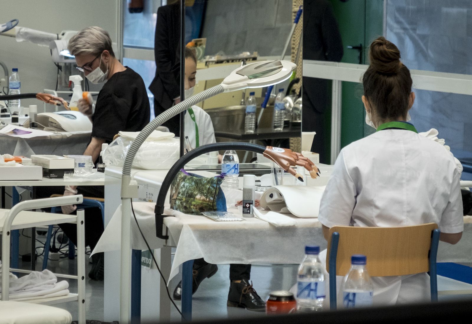 Los alumnos de FP recibirán materiales.