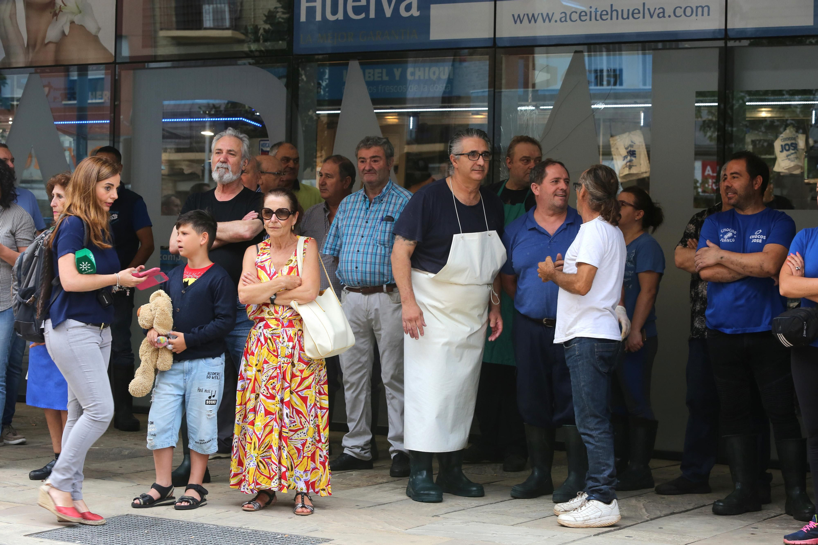 Más imágenes de la protesta de los minoristas del mercado de San Sebastián