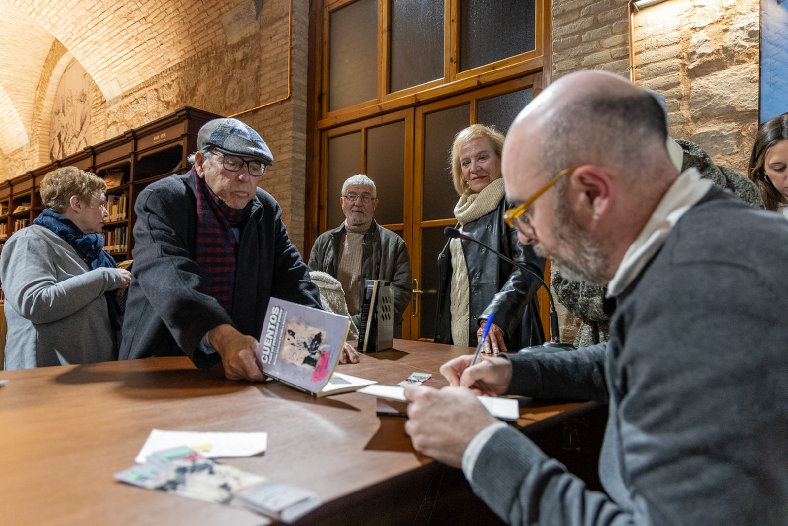 Presentación del libro 'Cuentos para un destierro digno' del autor jiennense Martín Paredes