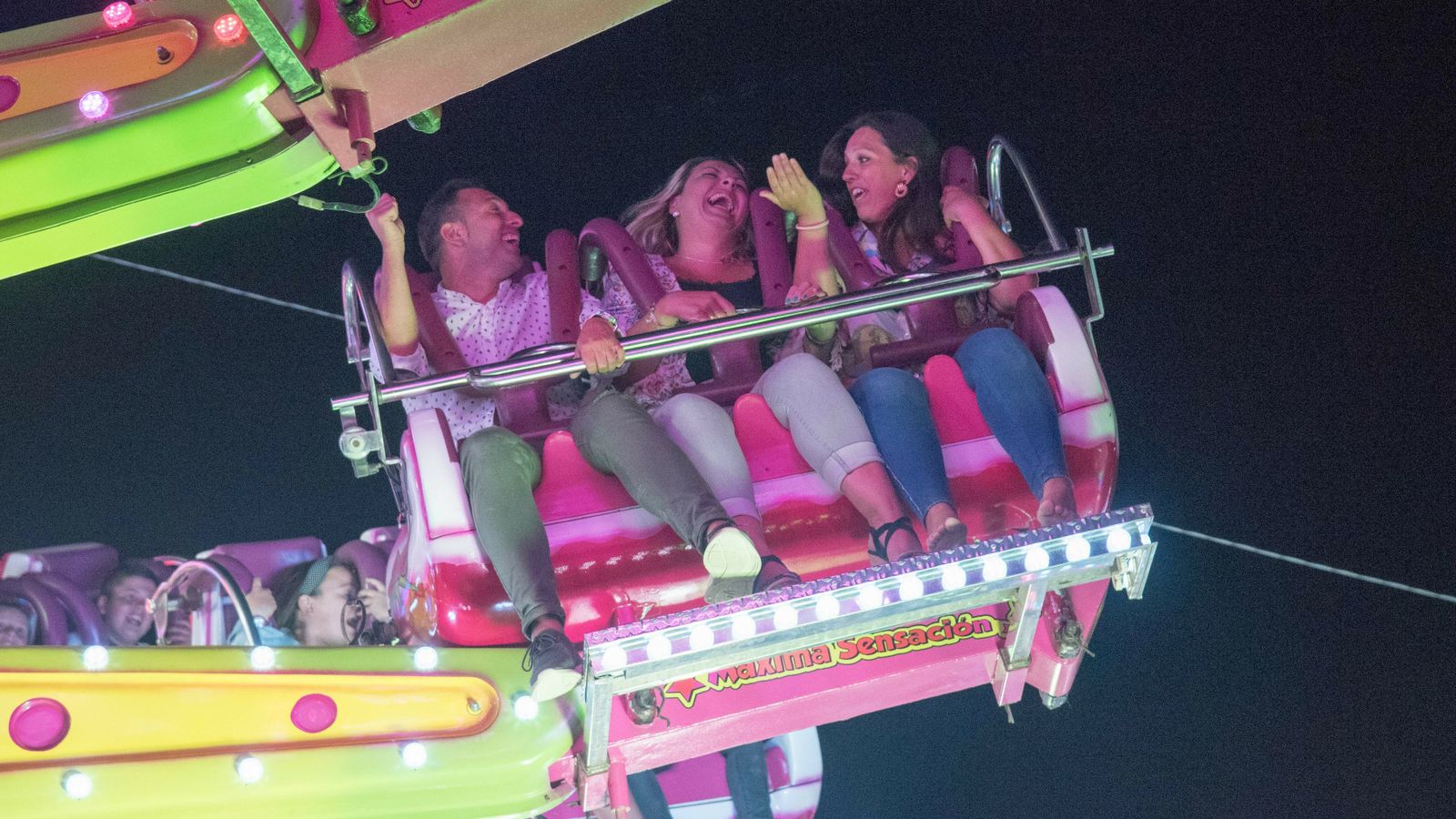 Viernes de Feria de la Línea en imagenes