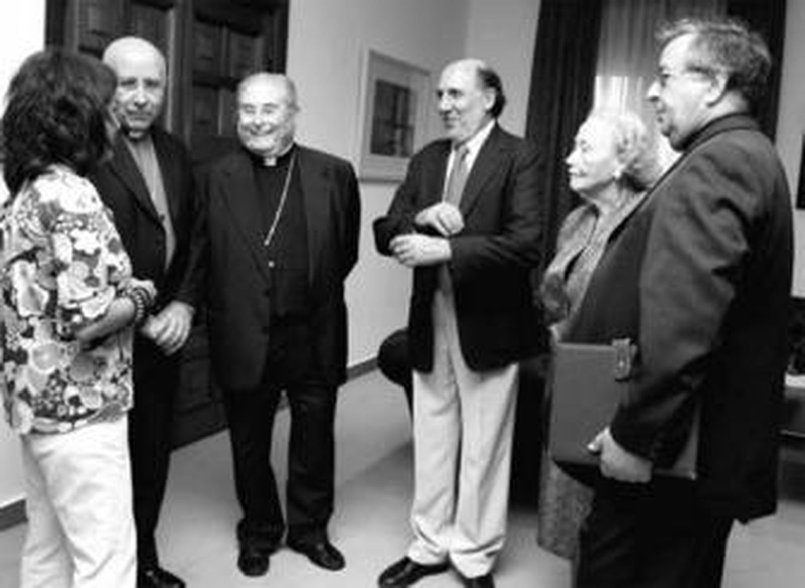 Elena Tobar, monseñor José Vilaplana, monseñor Ignacio Noguer, Juan José Oña, Amalia Mígues y José M. Padilla.