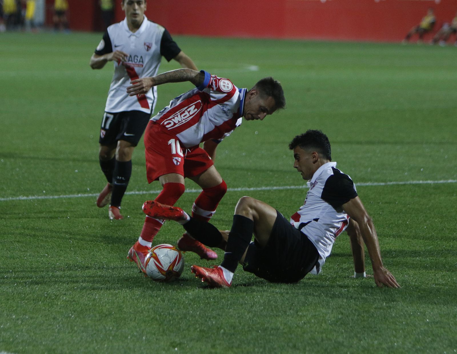 Las fotos del triunfo del Algeciras en  el campo del Sevilla Atlético (1-3)