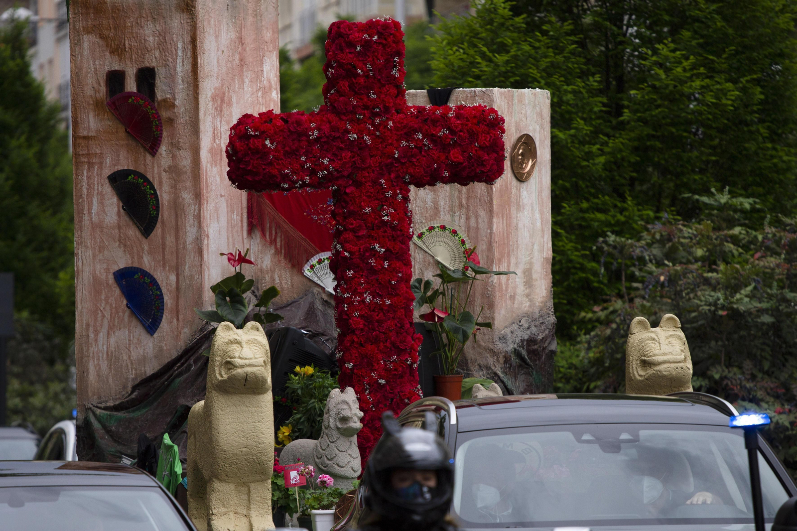 Fotos: Granada se queda con las ganas de más Día de la Cruz por la tarde