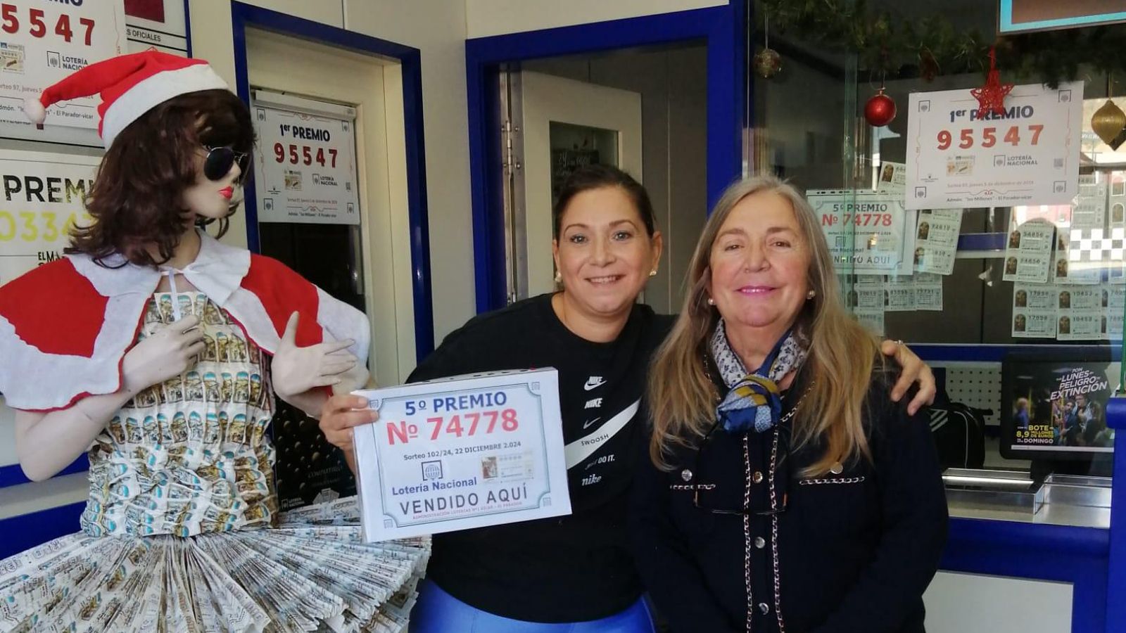 Loteras de la administración del Bulevar Ciudad de Vícar.