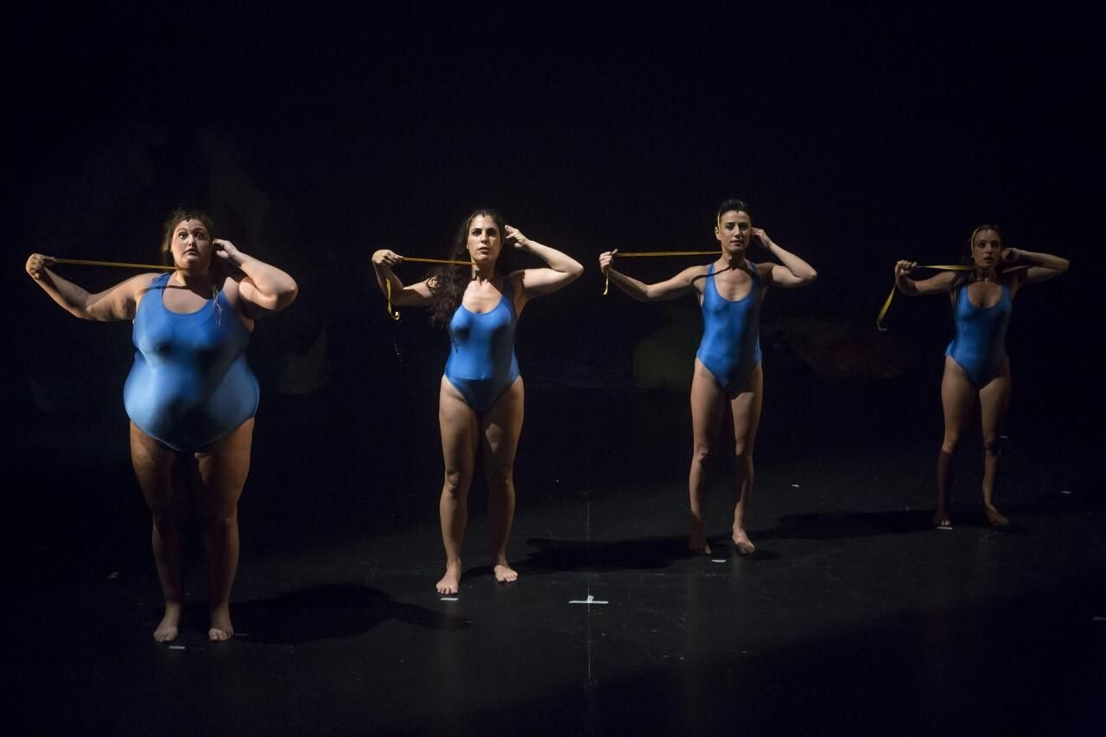Adriana Rogan, Rocío García, Olga Magaña y Tania Santiago, en el Teatro Echegaray.