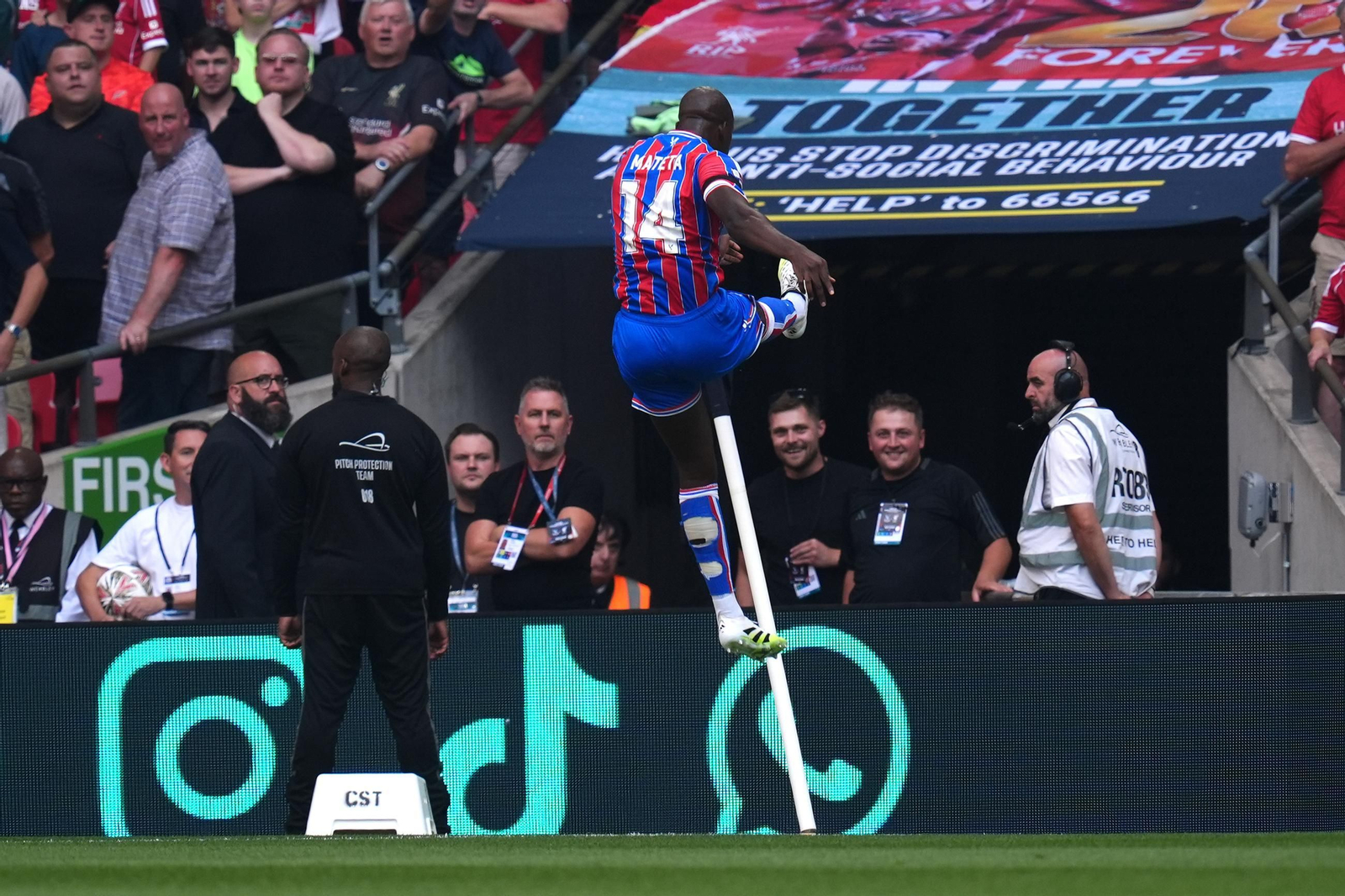 El título del Crystal Palace sobre el Liverpool, en imágenes (2-1)