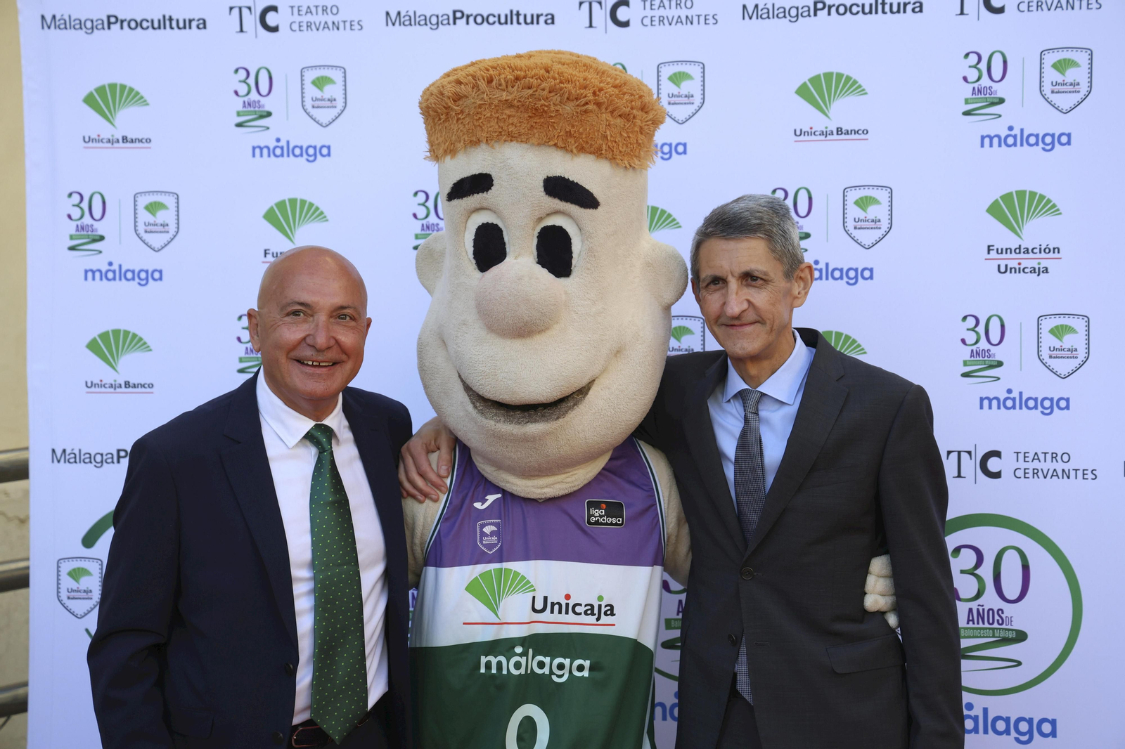 La gala del 30 aniversario de la unión Caja de Ronda-Maristas, en fotos