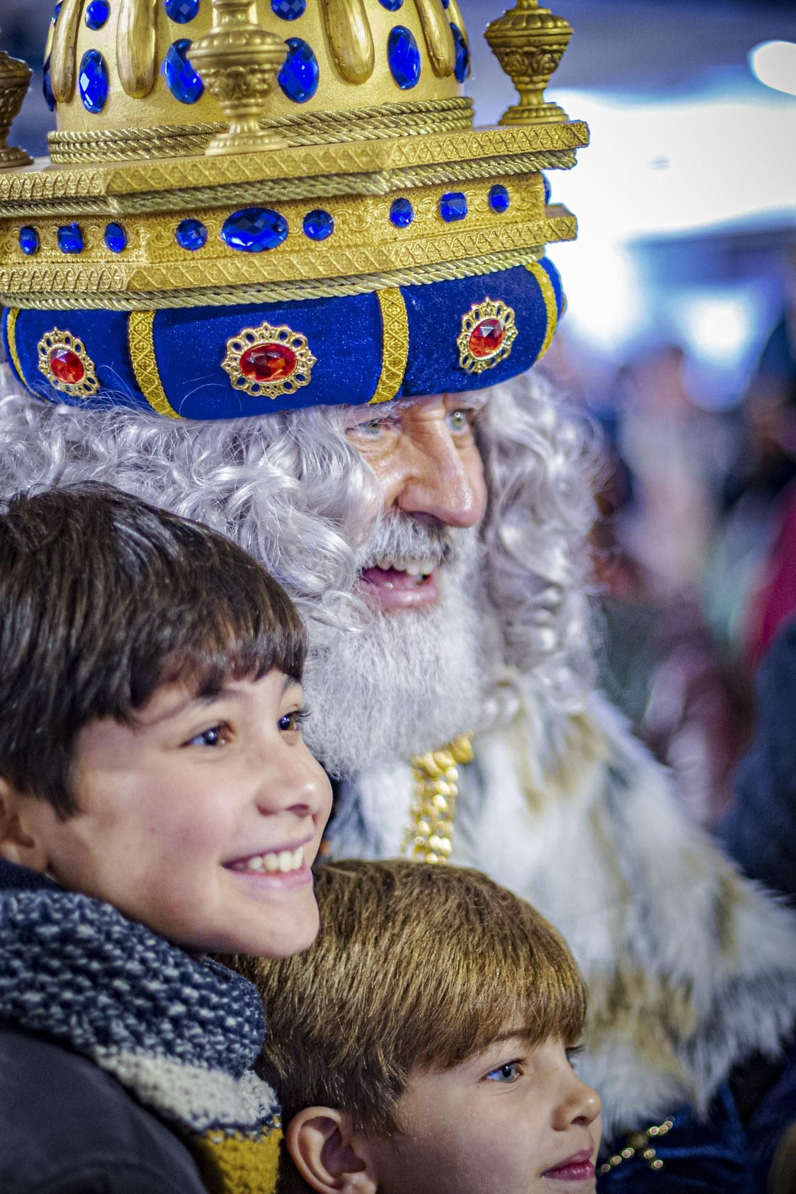 Las imágenes de SS.MM. los Reyes Magos en Cádiz: Visitas y cabalgata
