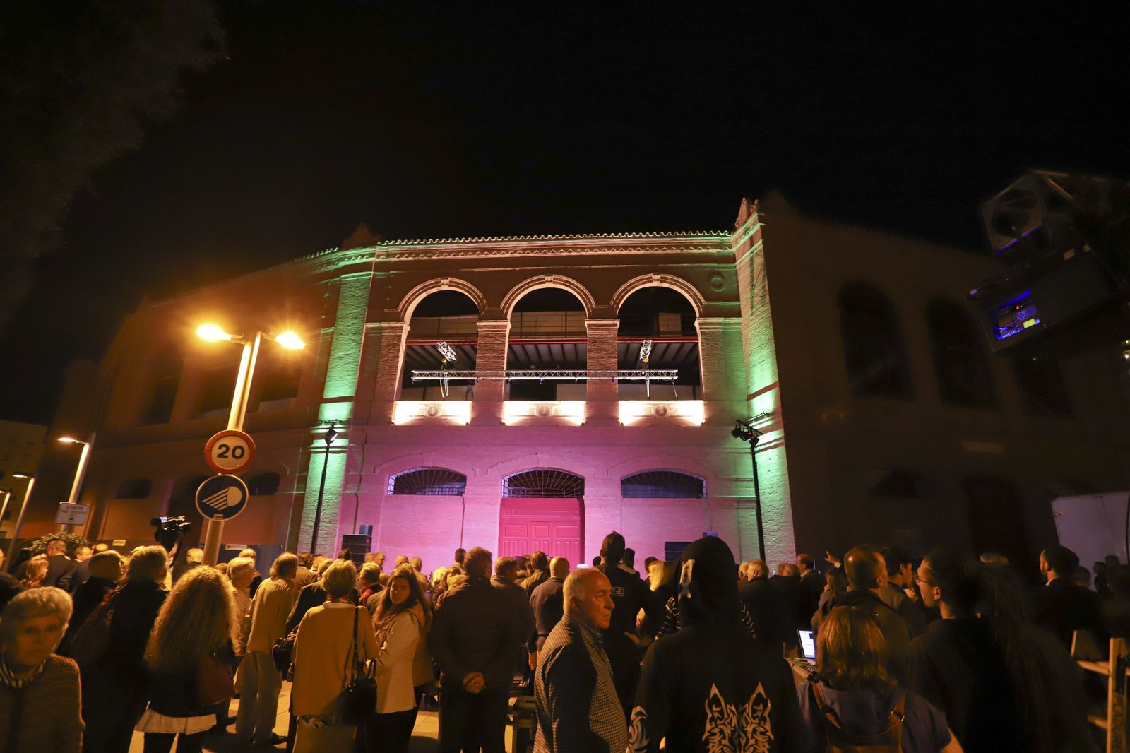 Las fotos de la plaza de toros de La Malagueta con su nueva iluminación