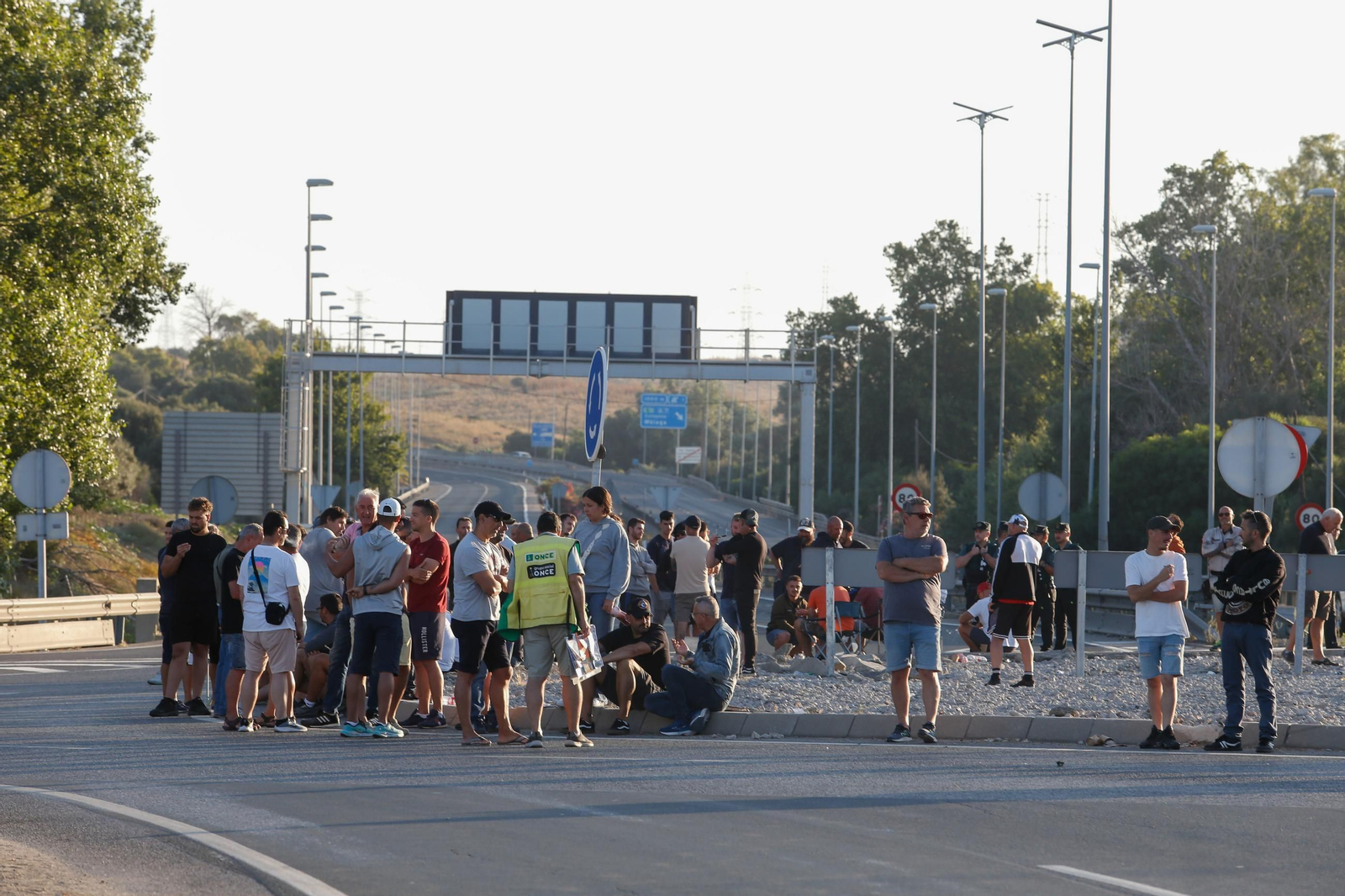 Fotos de la jornada del jueves de la huelga del metal en el Campo de Gibraltar