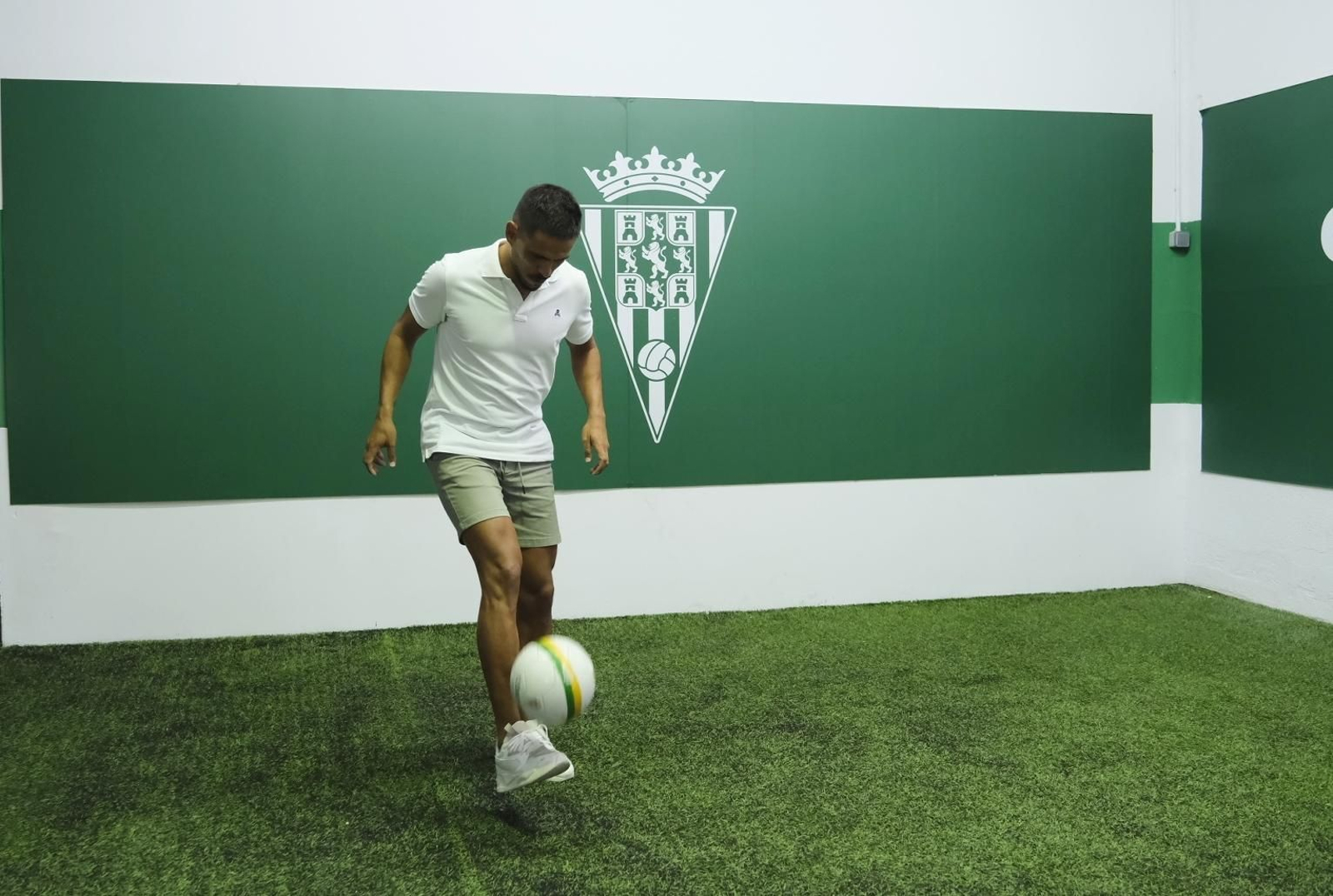 La presentación de Recio con el Córdoba CF, en imágenes