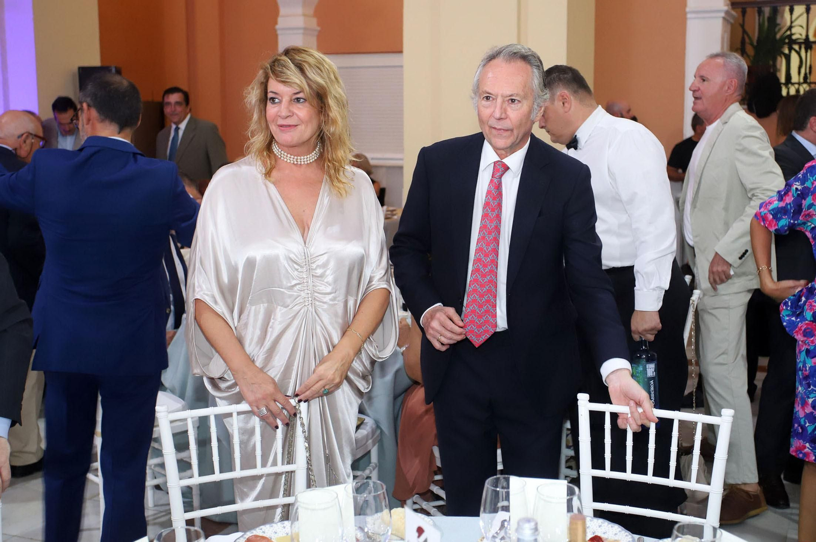 Imágenes de la recepción a los invitados a la gala de los Onubenses del Año