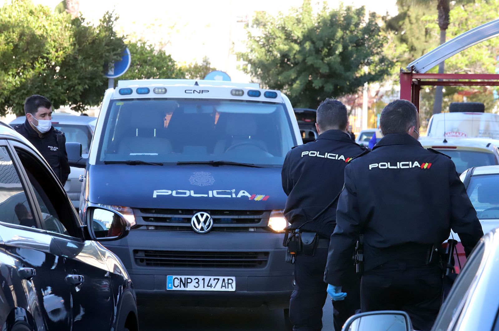 Una patrulla de la Policía Local en un control durante estos últimos días.