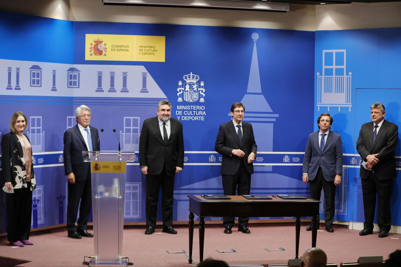 El ministro de Cultura presidió la firma del acuerdo.