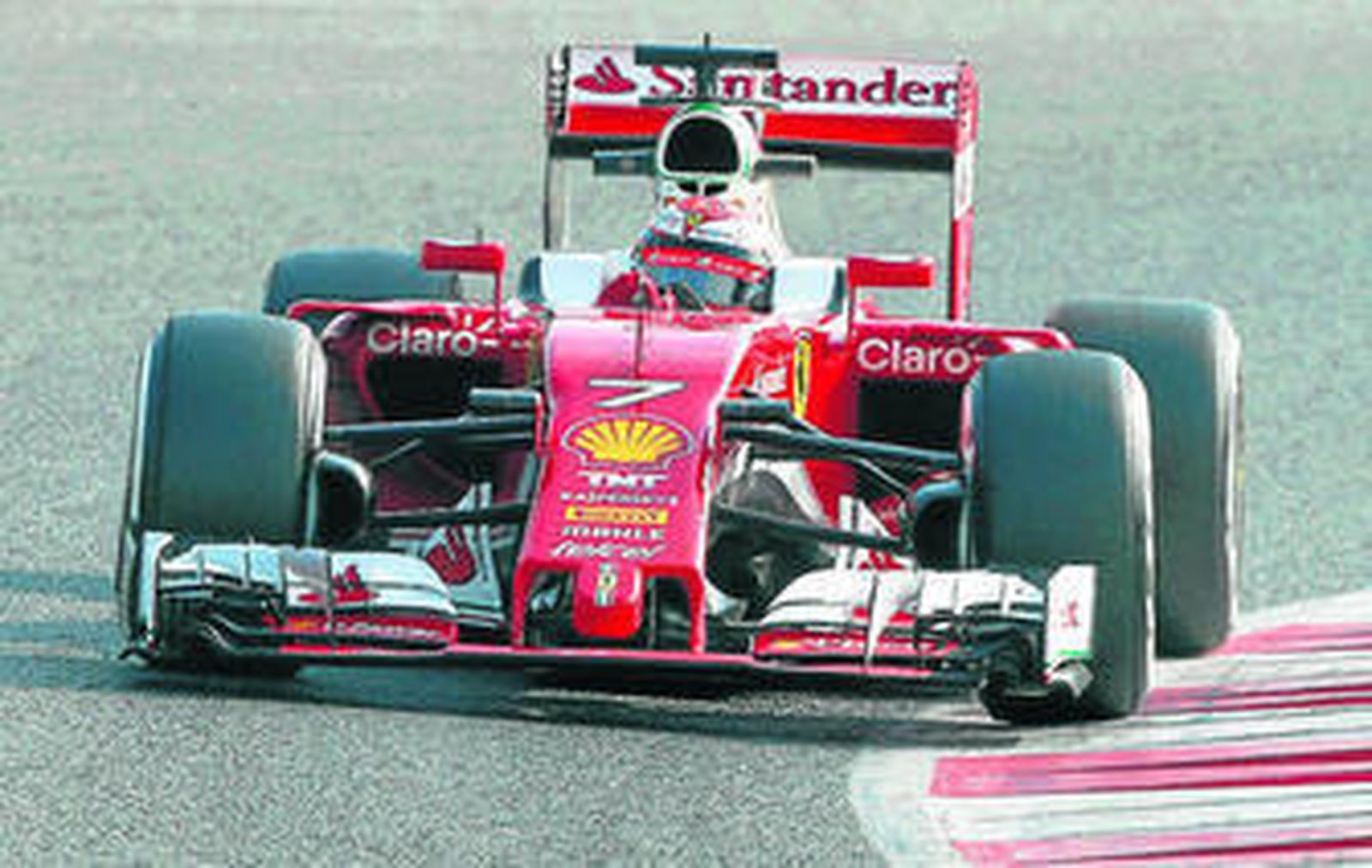 Kimi Raikkonen, durante los entrenamientos libres celebrados en el Circuito de Montmeló.