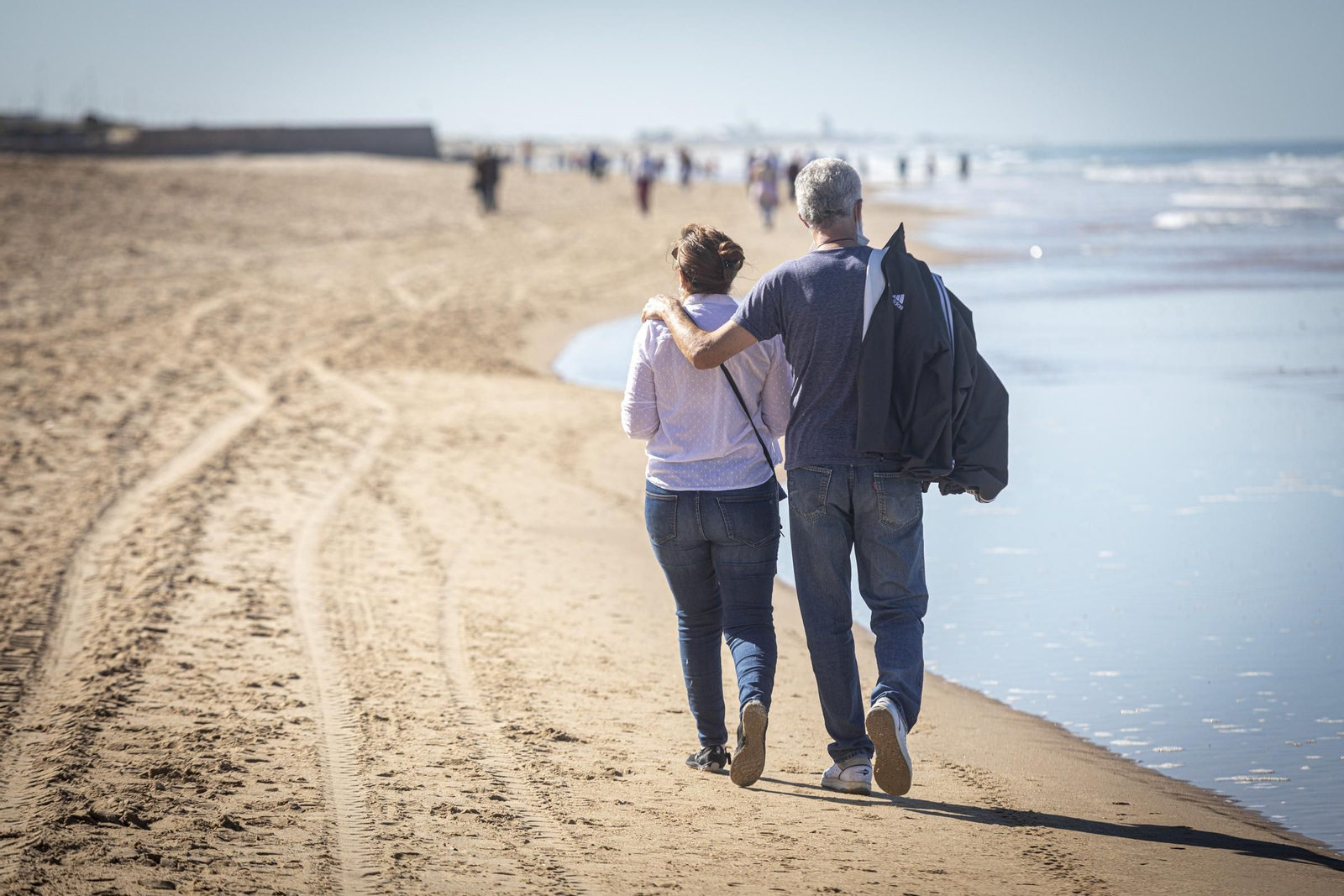 Los mayores salieron a pasear a las 10 de la mañana