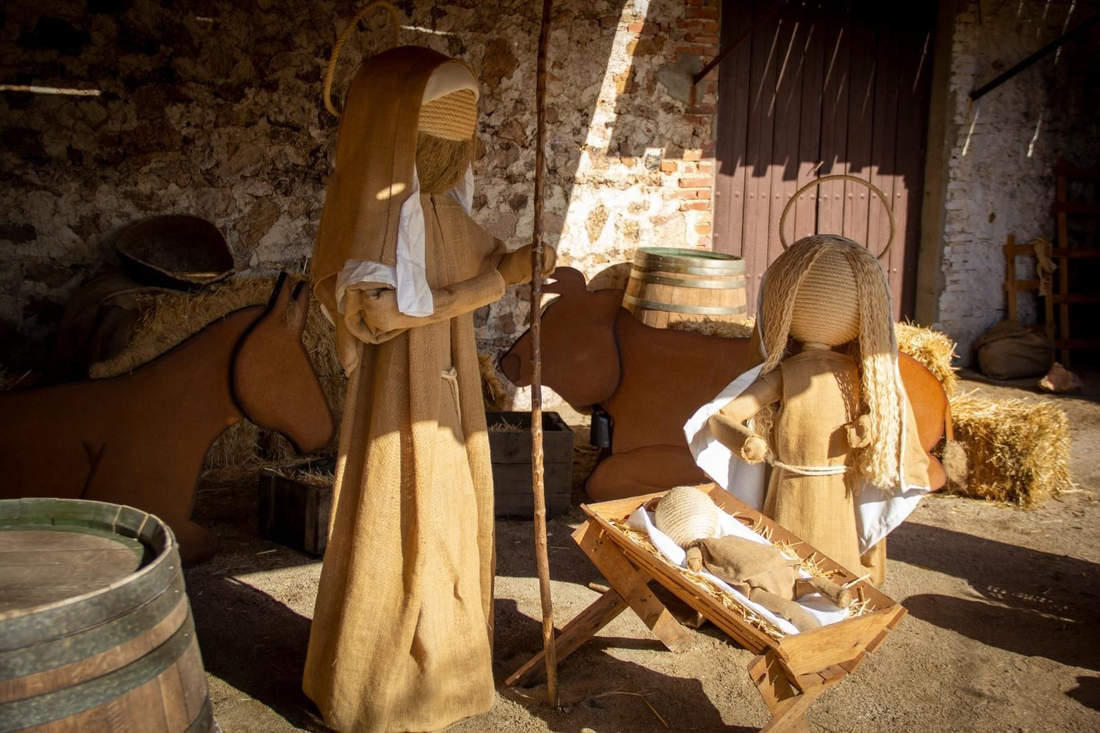 El gran belén artesanal de Los Blázquez, en fotografías