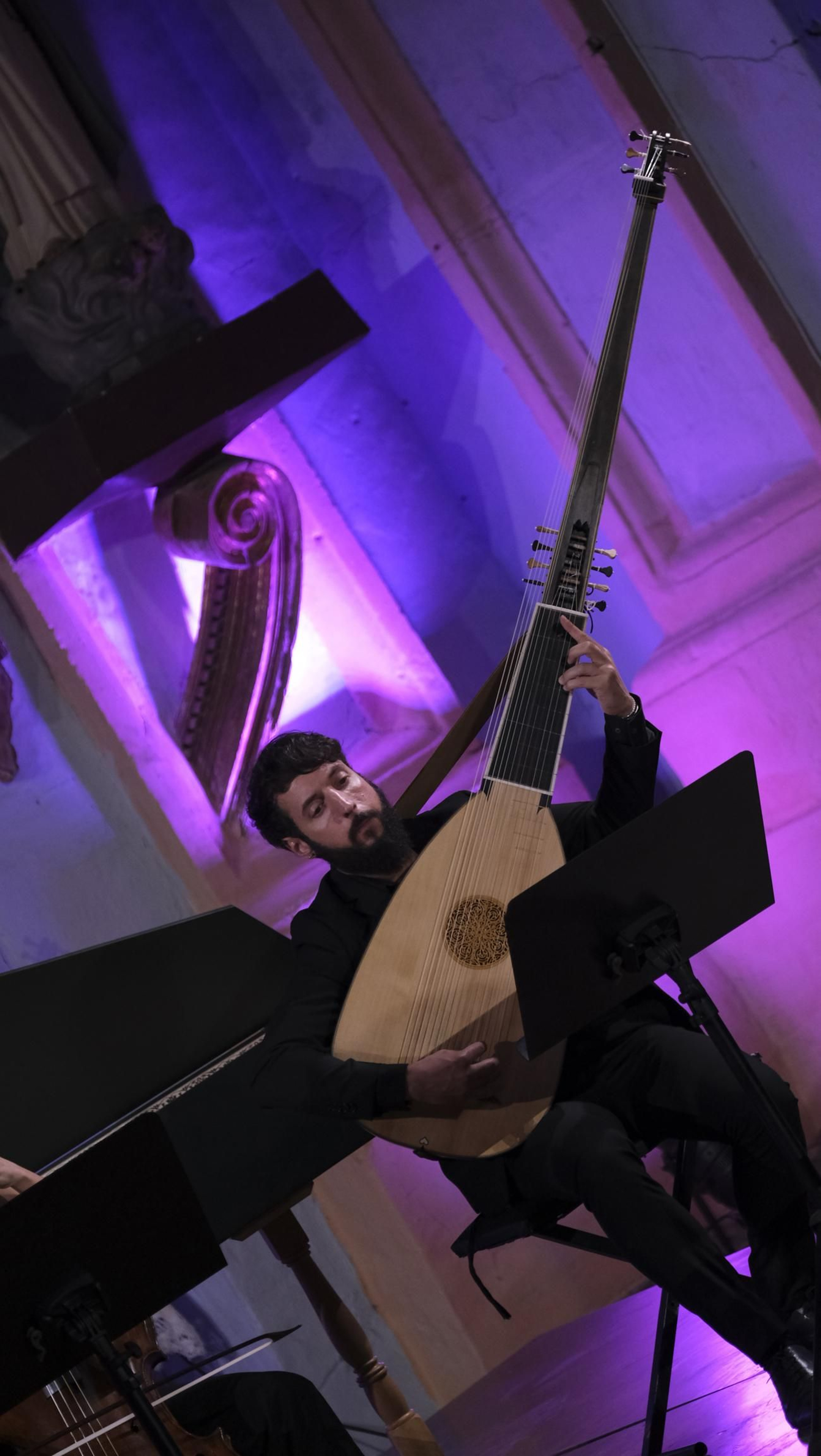 Imágenes de actuación de Carlos Mena y Concerto 1700 en el XXI Festival de Música Renacentista y Barroca de Vélez Blanco