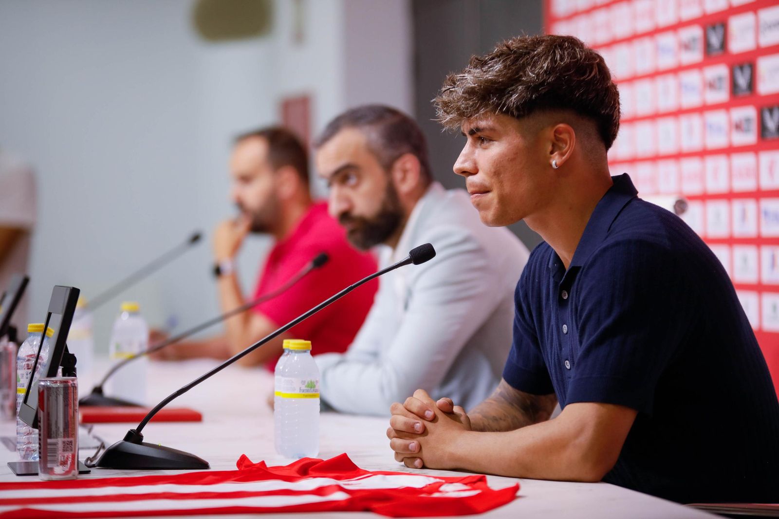 Presentación de Nico Melamed como nuevo jugador de la UDA, en imágenes