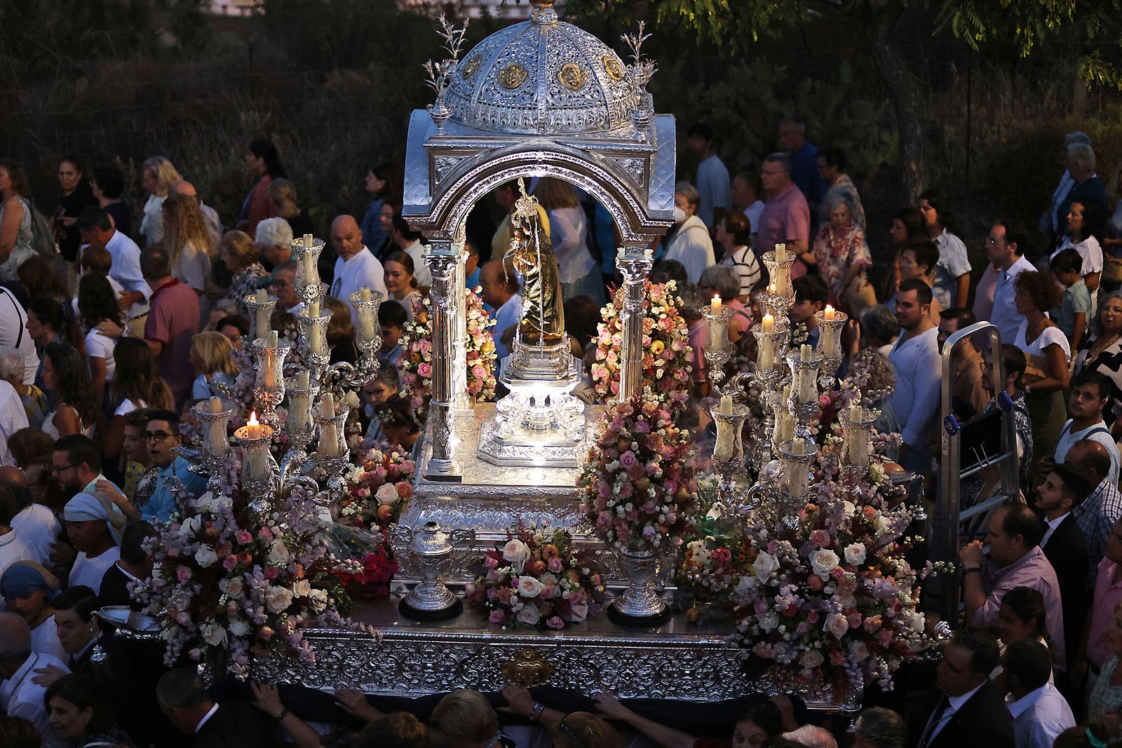 La bajada de la Virgen de La Cinta en imágenes