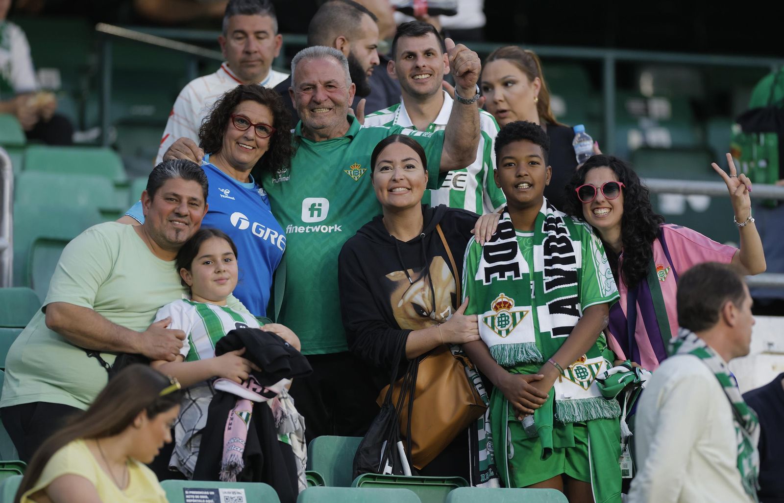Búscate en las fotos del Betis - Valladolid