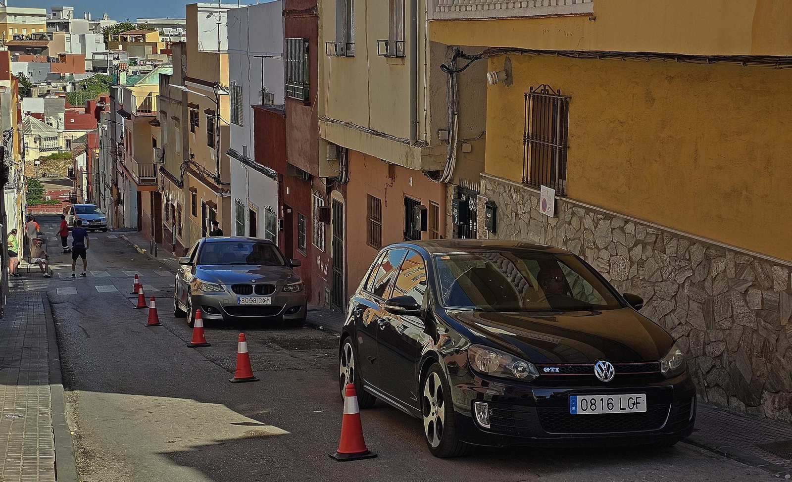 Fotos del rodaje de la serie 'Marbella' en la barriada de La Bajadilla de Algeciras