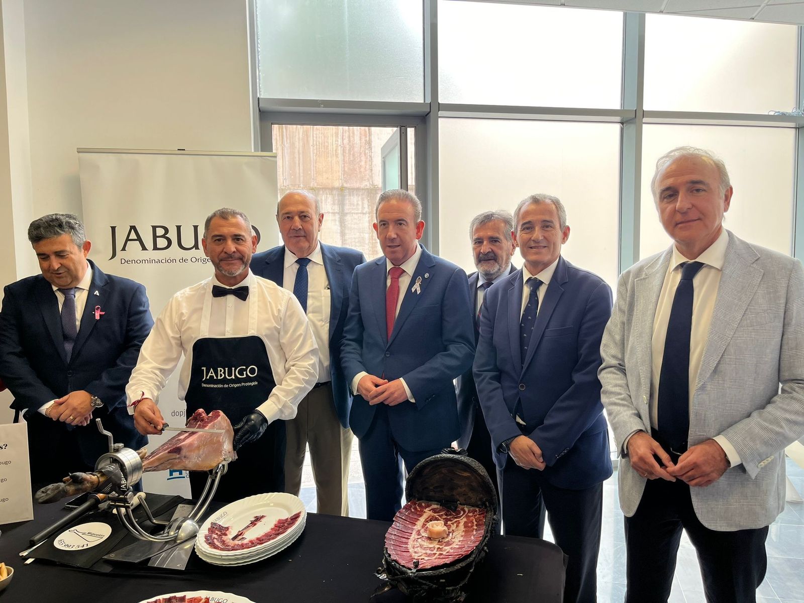 Caja Rural del Sur y su Fundación presentes en la Feria del Jamón de Aracena