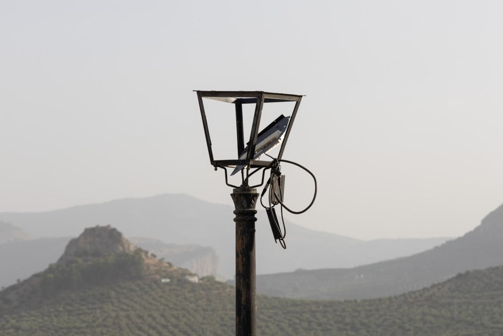 Estado de abandono del parque del Cerro de las Canteras