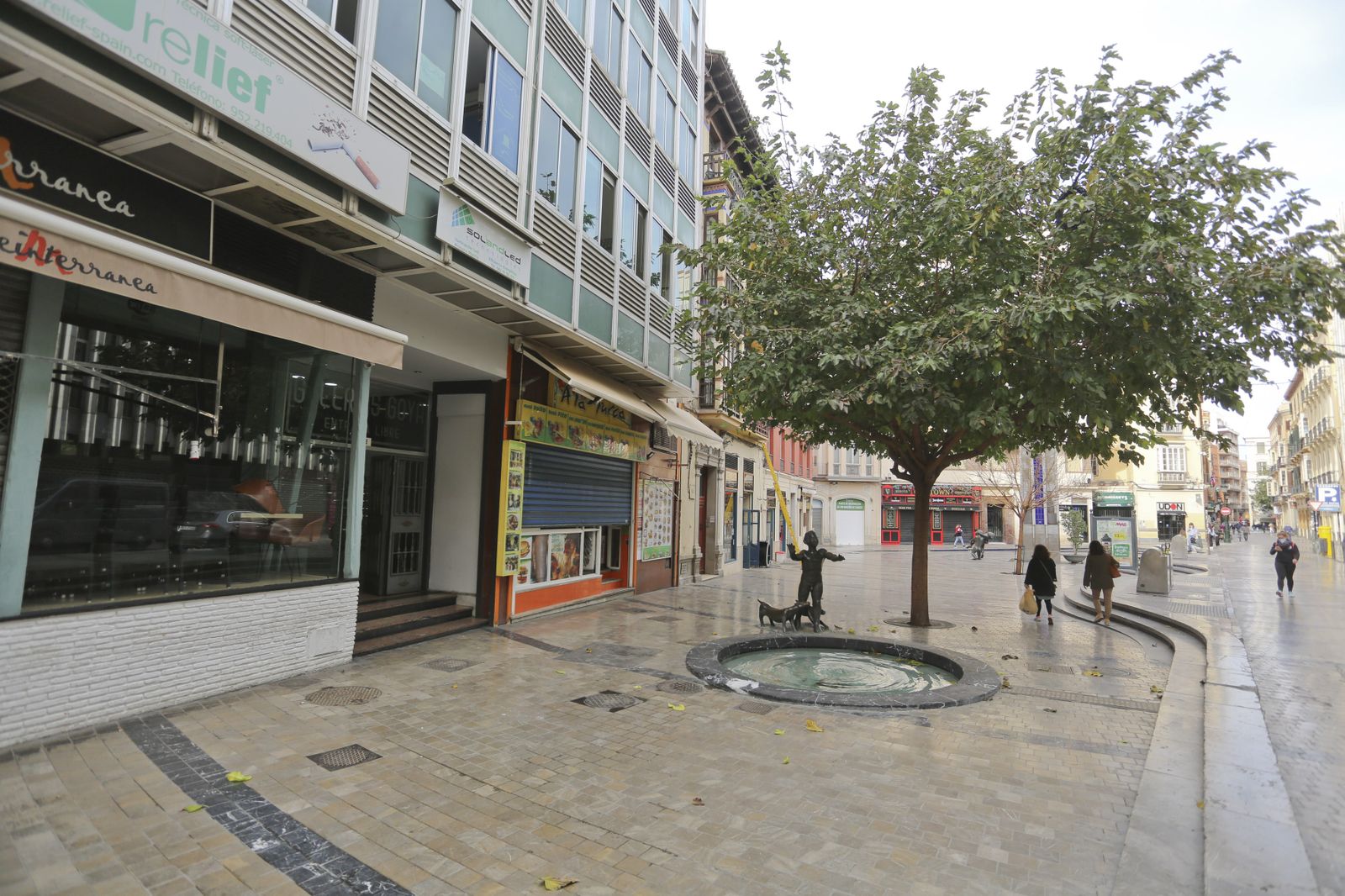 Málaga capital vive el primer día de su nuevo cierre