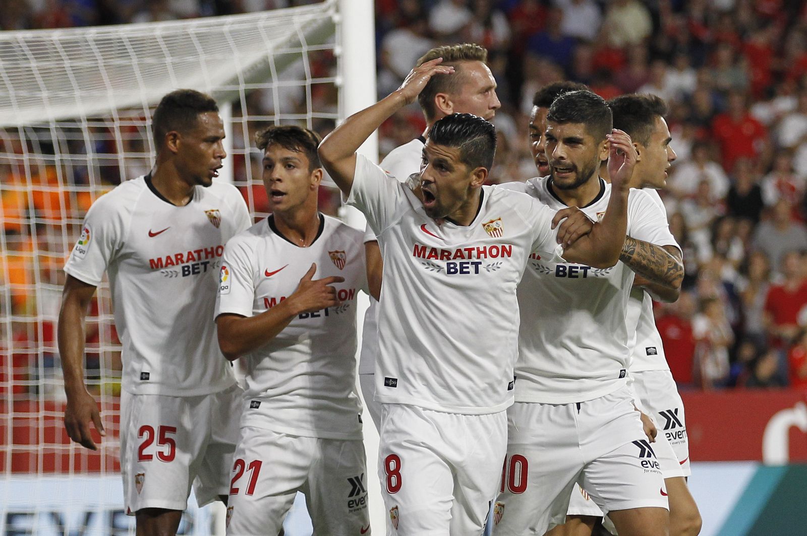 Nolito celebra su gol