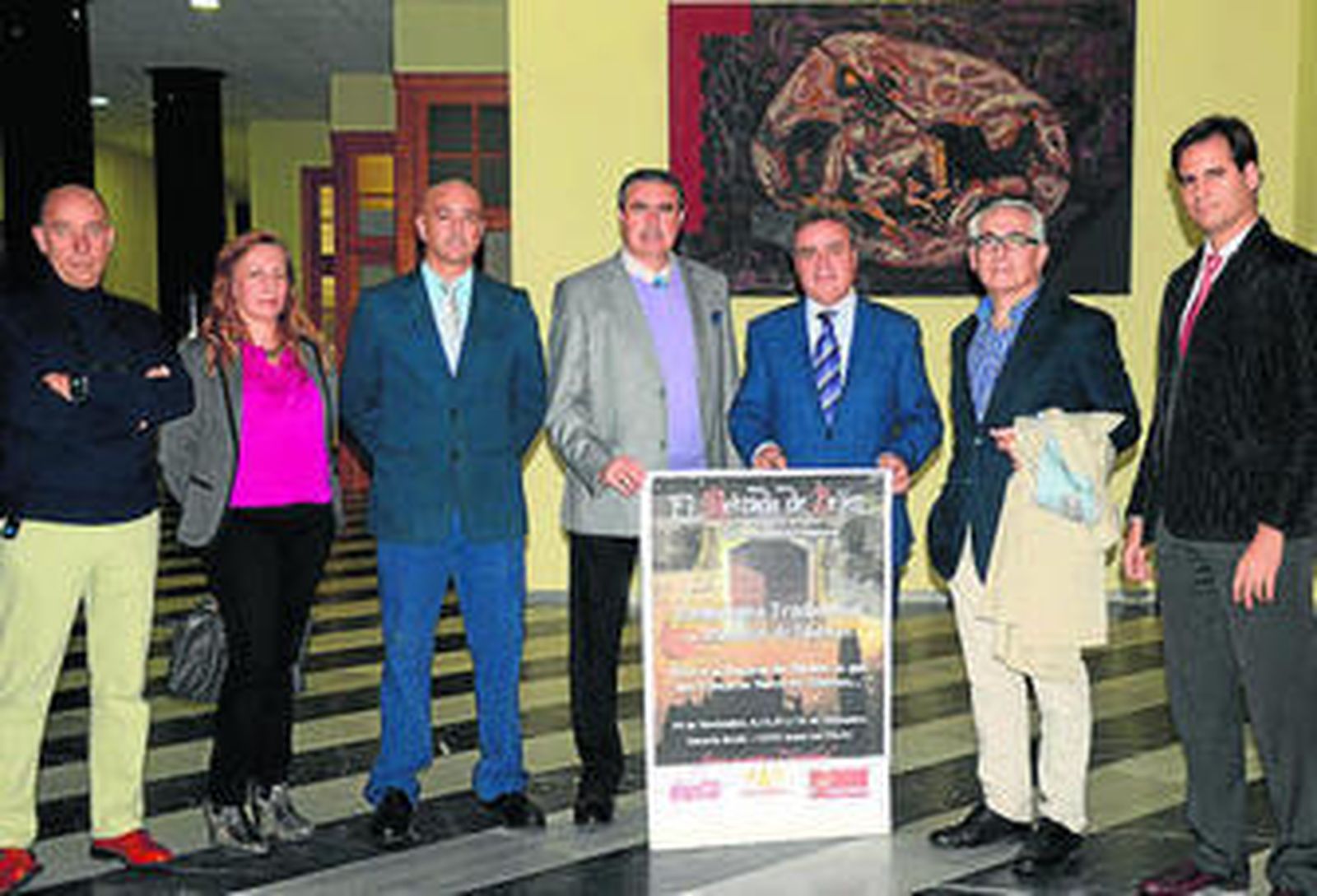 Antonio Real y los promotores del evento, ayer, en el Ayuntamiento.