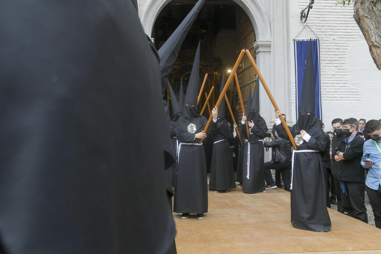 "Soy cristiano siendo cofrade": los pastores al pie de las cofradías