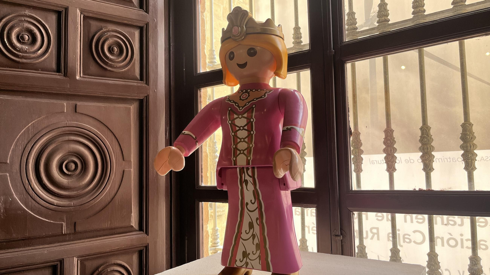 En imágenes: las míticas figuras de Playmobil cumplen 50 años con esta exposición En imágenes: las míticas figuras de Playmobil cumplen 50 años con esta exposición