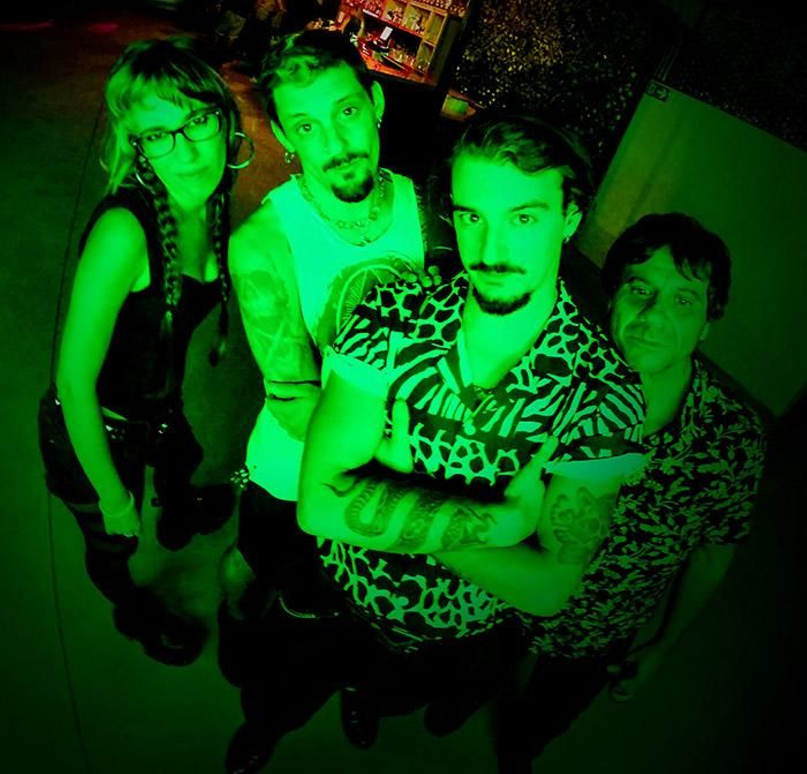 Imagen promocional del grupo. Imagen promocional del grupo.