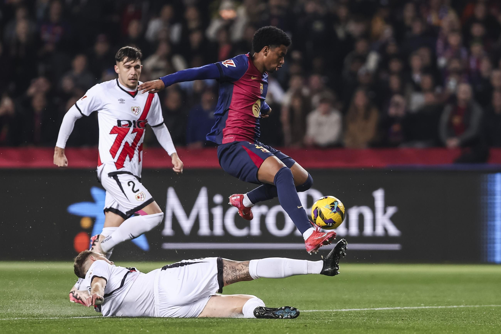 Las fotos del polémico Barcelona - Rayo Vallecano
