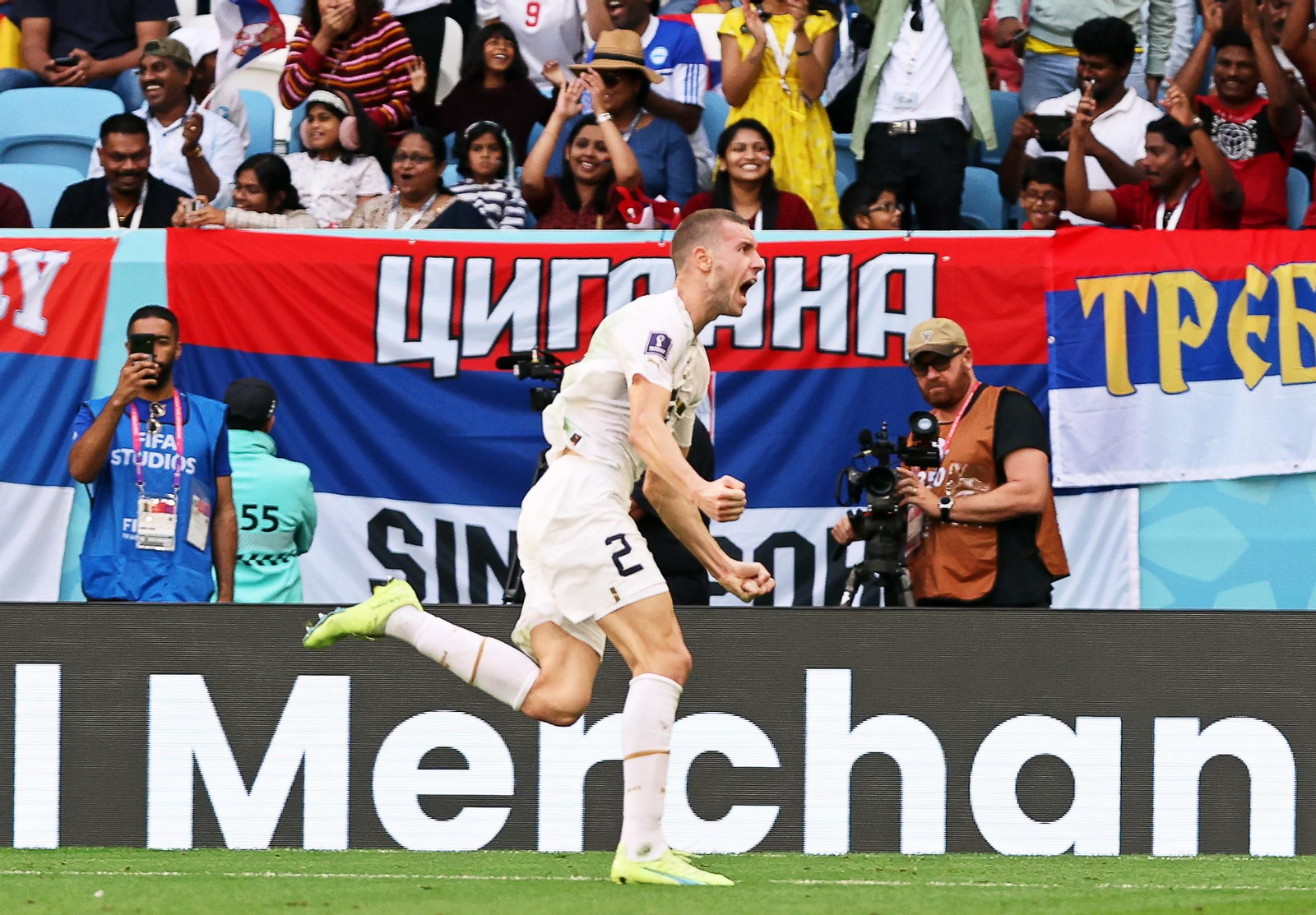 Las imágenes del Camerún - Serbia