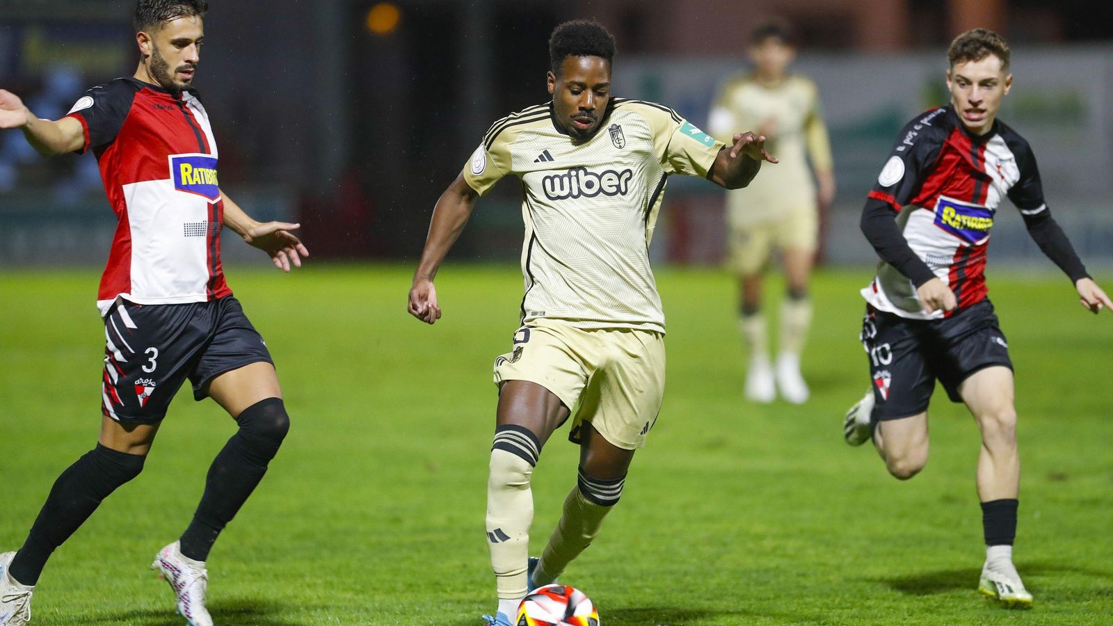 Manafá debutó ante el Arosa.