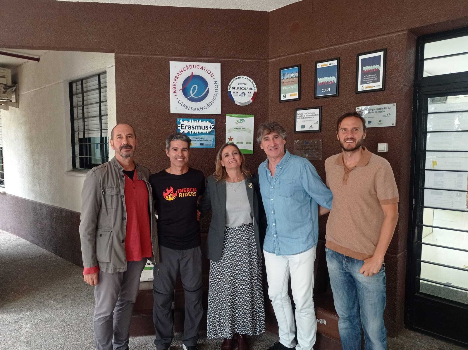 Responsables del instituto, junto a la jefa provincial de Tráfico.