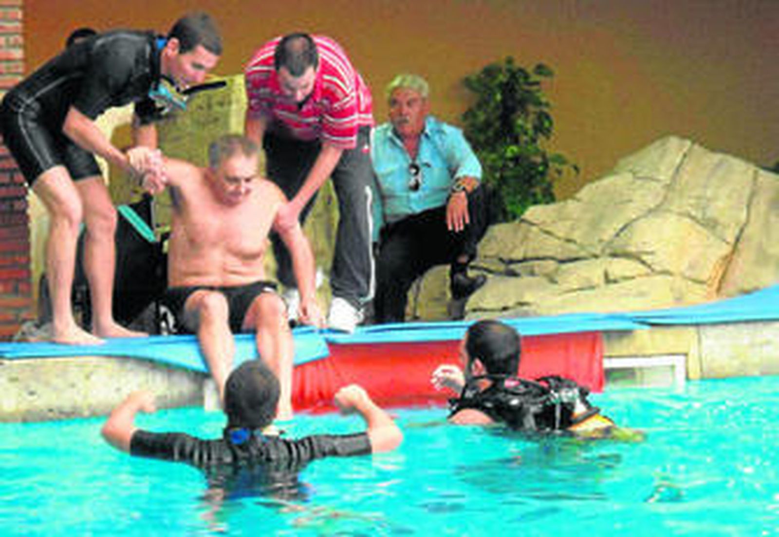 La fuerza de voluntad bucea en las aguas del hotel Playaluna de Roquetas