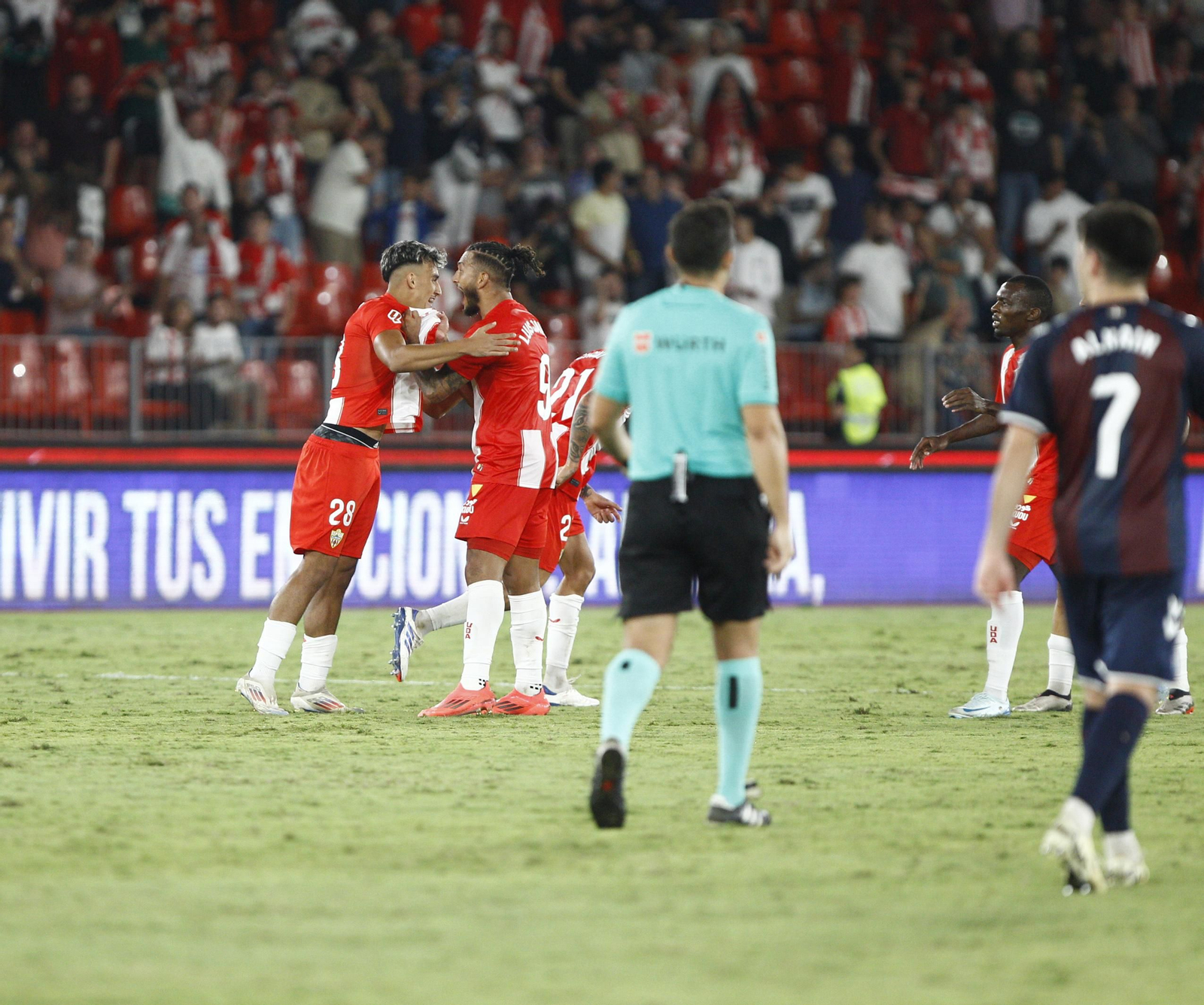 Las imágenes del partido de fútbol U.D. Almería-S.D. Eibar